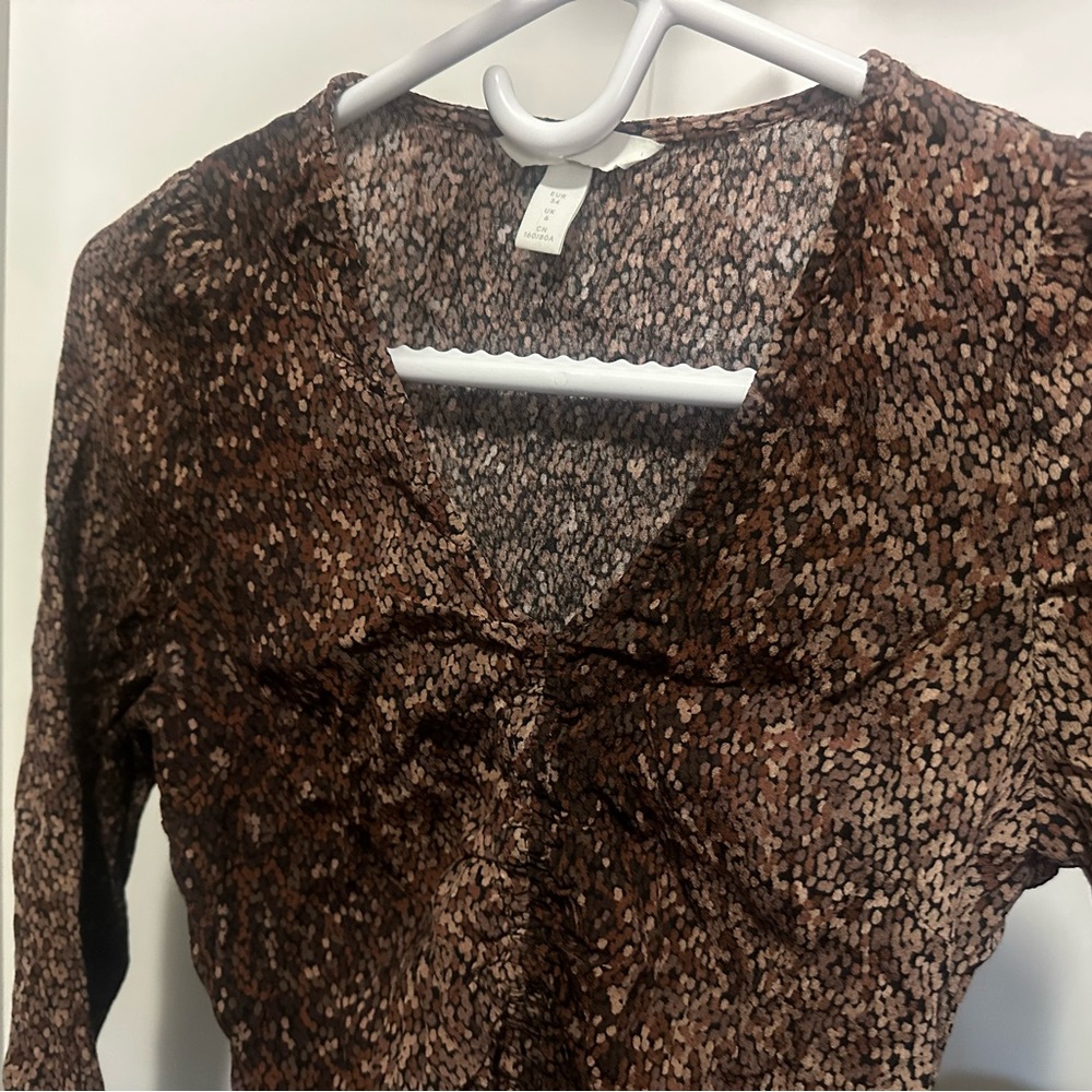 H&M Earthy Patterned Top